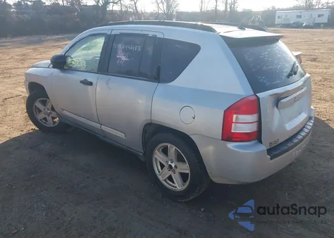 2007 Jeep Compass Sport z USA, uszkodzony, nr VIN 1J8FT47W27D256350